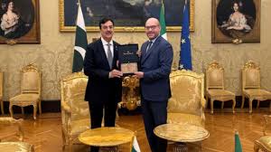 Pakistan Italy