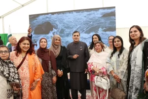 Pak HC celebrates