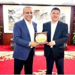 Aleem Khan meets Chairman CRBC Du Fei, discusses investment opportunities in M-6, M-9 Motorways
