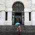 Italy stocks higher at close of trade