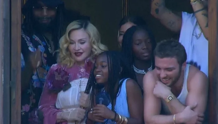 Italy with her four kids