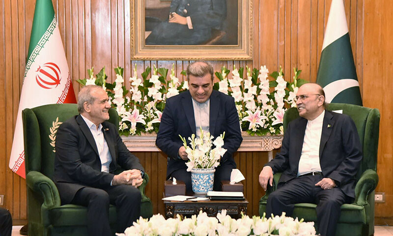 Pakistan, Iran Presidents vow